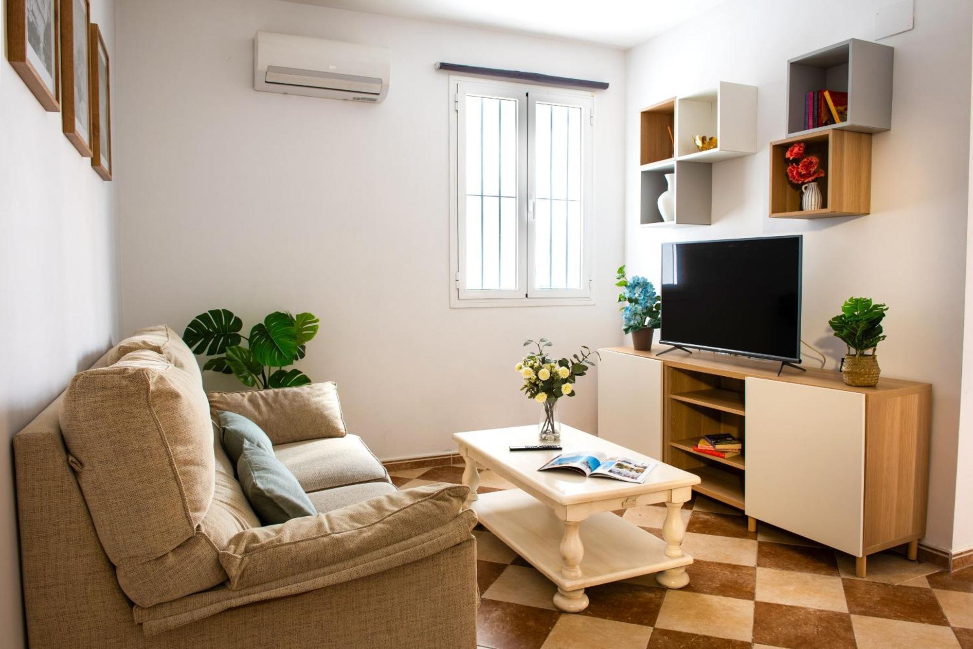 Echo Suites Nervion Sevilla Bagian luar foto